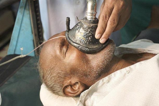Bhagwat Saw, 69, a coal worker suffering from pneumoconiosis. Photo: Greenpeace India.