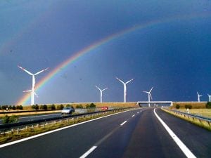 This wind farm in Mecklenburg-Vorpommern allows the entire state to run on 100% renewable energy. Photo: Clemens v. Vogelsang via Flickr (CC BY).