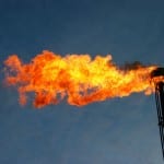 Australia's biggest super fund makes start on fossil fuel divestment