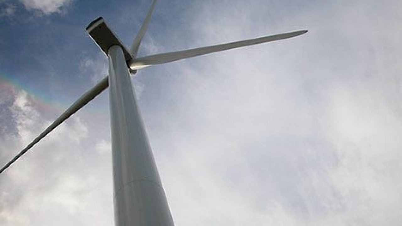 How useful are wind turbines? Wind energy myths in a reality check