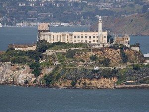 Escape from the grid: Alcatraz goes solar