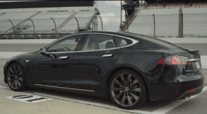 Video of the Day: 43 Tesla EVs circling a racetrack