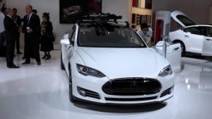 Tesla & Panasonic sign lithium-ion gigafactory agreement