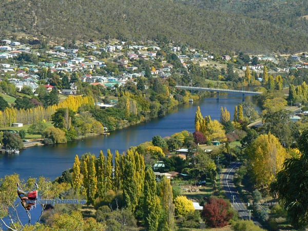 Coalition's first Solar Towns grants awarded in Tasmania | RenewEconomy