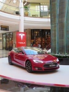 Tesla expands in Australia – and video of Model S thrashing Dodge Hellcat