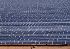 Big solar market headed for “huge” 2017, as costs continue to plunge