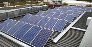 Greens unveil rooftop solar plan for Australian council buildings