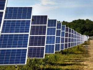 Ergon Energy signs 12-year PPA for 100MW Qld solar farm