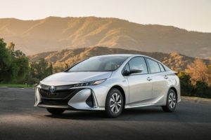 Toyota reportedly intends to begin mass production of EVs by 2020