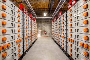 States betting on giant batteries to cut carbon