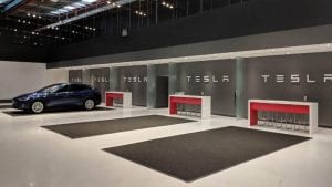 Tesla offering mobile service in Australia, opens new service and delivery centre