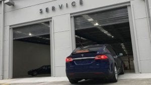 Tesla to fill “geographic gaps” on EV service centres in 2019