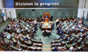 Coalition scuppers Greens, Labor efforts to block new coal