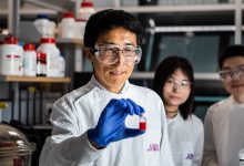 UQ quantum dot solar cell efficiency research team - optimised