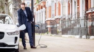 Siemens converts all lamp posts on UK residential street to EV chargers