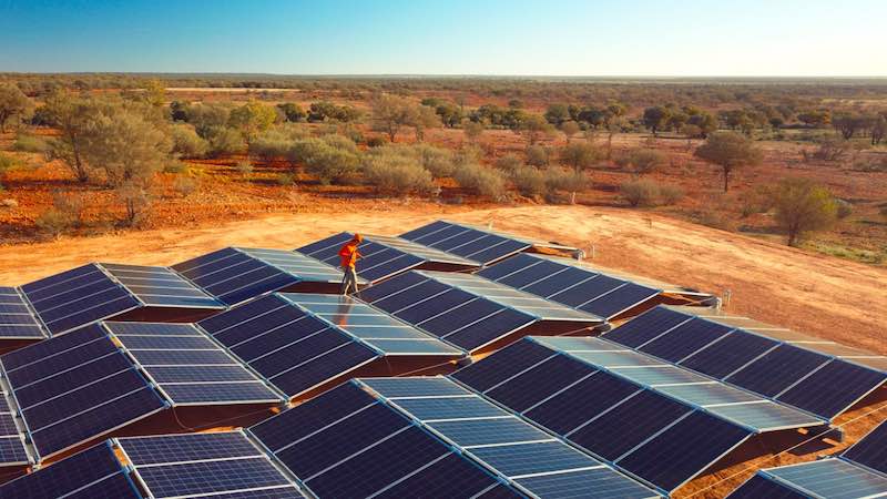 "Epic moment": Solar innovator 5B starts on high volume manufacturing line - Vimarsana News