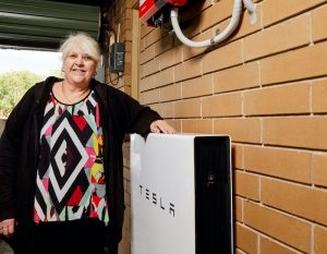 Home battery installs jump 55 pct as solar households turn to storage in record numbers