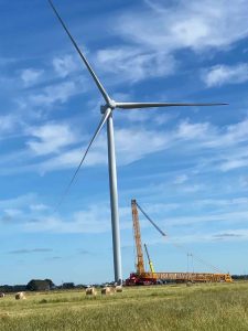 First giant turbine finally installed at Victoria’s Mortlake South wind farm