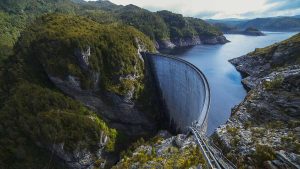 Wind and solar developers warn of market crash as Tasmania chases windfalls gains for old hydro assets