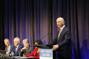 NSW green hydrogen industry could surpass value of coal industry, Kean says