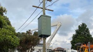 Hanging batts: 40 pole-mounted community batteries to boost grid reliability