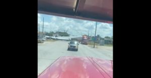 Train ploughs through massive wind turbine blade in Texas