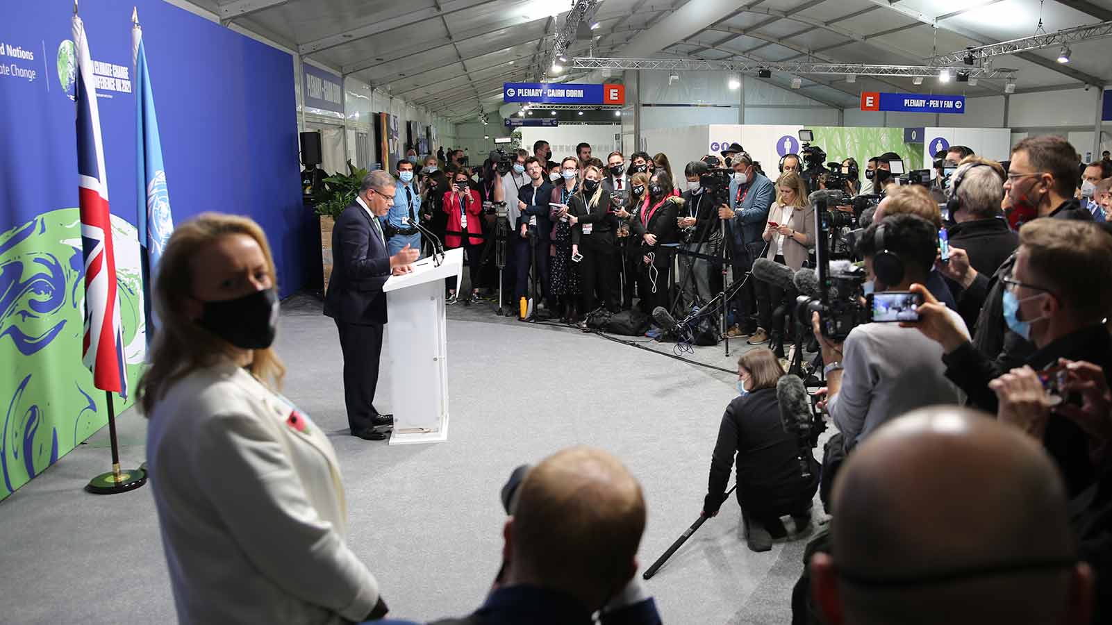 COP president Alok Sharma addresses media at COP26 in Glasgow. Photo credit: IISD/ENB