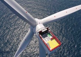 Pioneering and repriced offshore wind farm gets final approval in New York