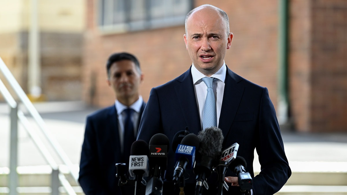 NSW Treasurer and energy minister Matt Kean speaks to the media during a press conference in Sydney. (AAP Image/Bianca De Marchi)