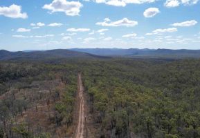 Forrest mulls massive 2GWh battery as part of Queensland wind and solar hub