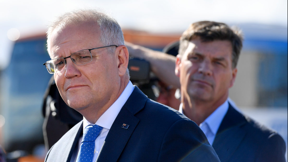 Prime Minister hydrogen Scott Morrison and Minister for Energy Angus Taylor at a press conference during a visit to Geelong Oil Refinery. (AAP Image/Mick Tsikas)