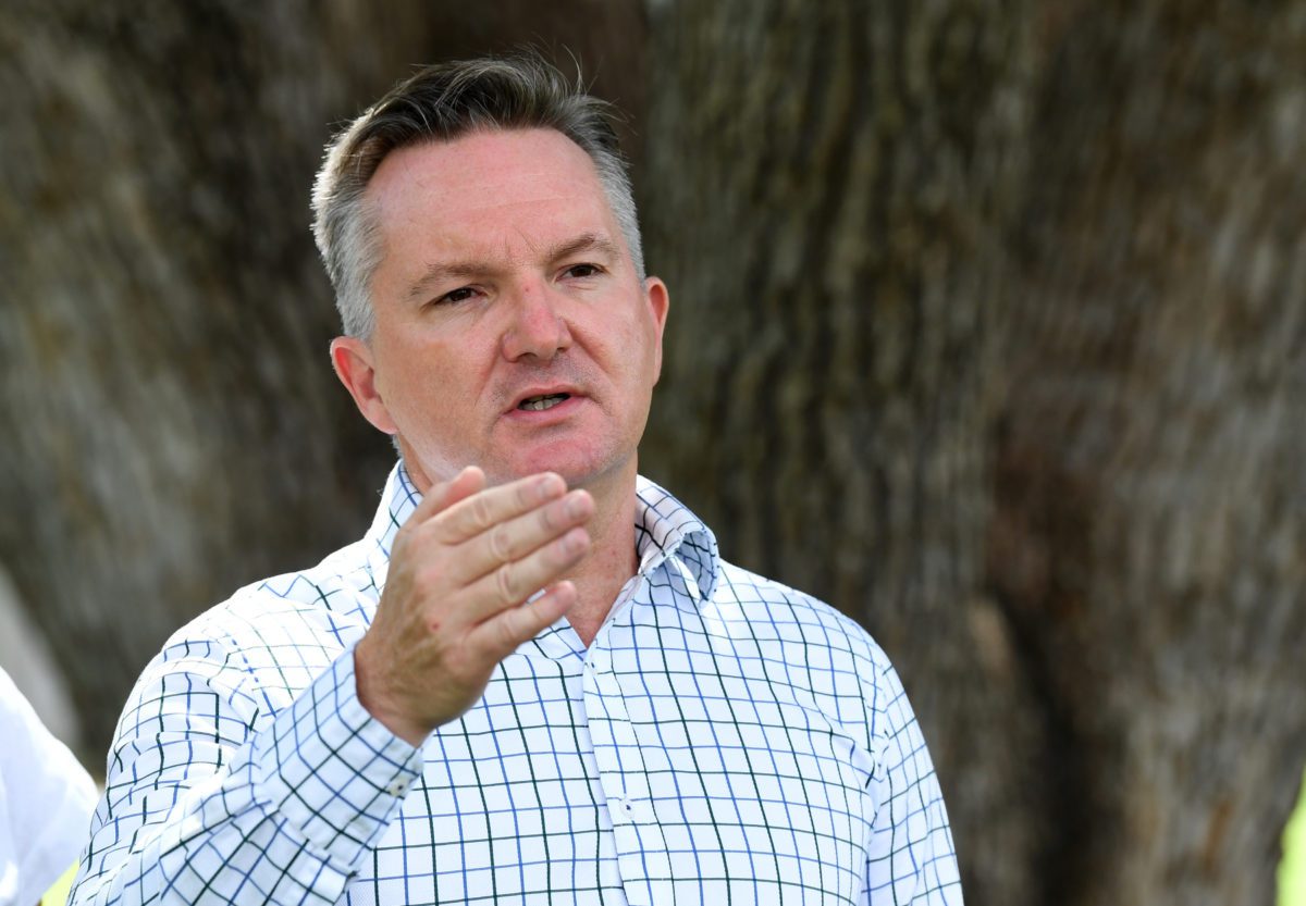 Incoming Minister for Climate Change and Energy Chris Bowen speaks to the media during a press conference in Brisbane, (AAP Image/Darren England).