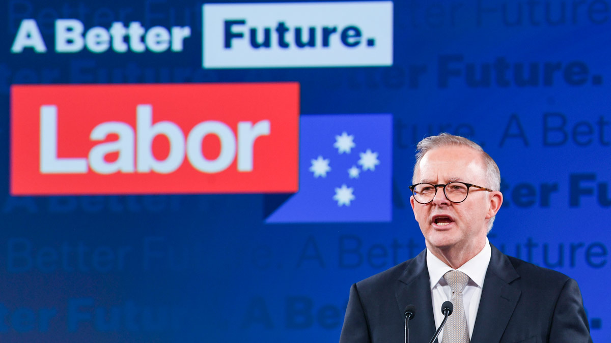 Federal Labor leader Anthony Albanese addressing the party's federal election campaign launch in Perth. (AAP Image/Lukas Coch).
