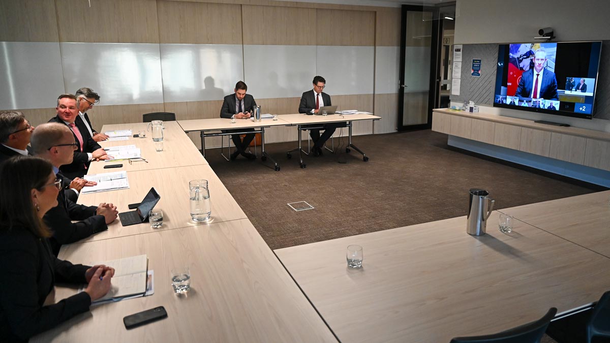 Minister for Climate Change and Energy Chris Bowen meets virtually with state and territory energy ministers from Sydney. (AAP Image/Steven Saphore)