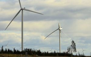 Wind turbine blade breaks in Sweden, as media focuses on nacelle fire in Texas