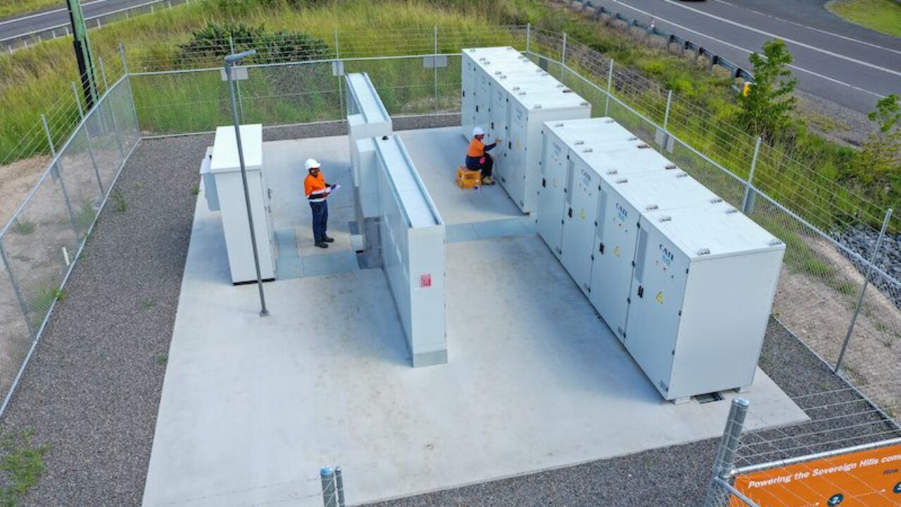 NSW network joins rush to batteries to soak up solar save on