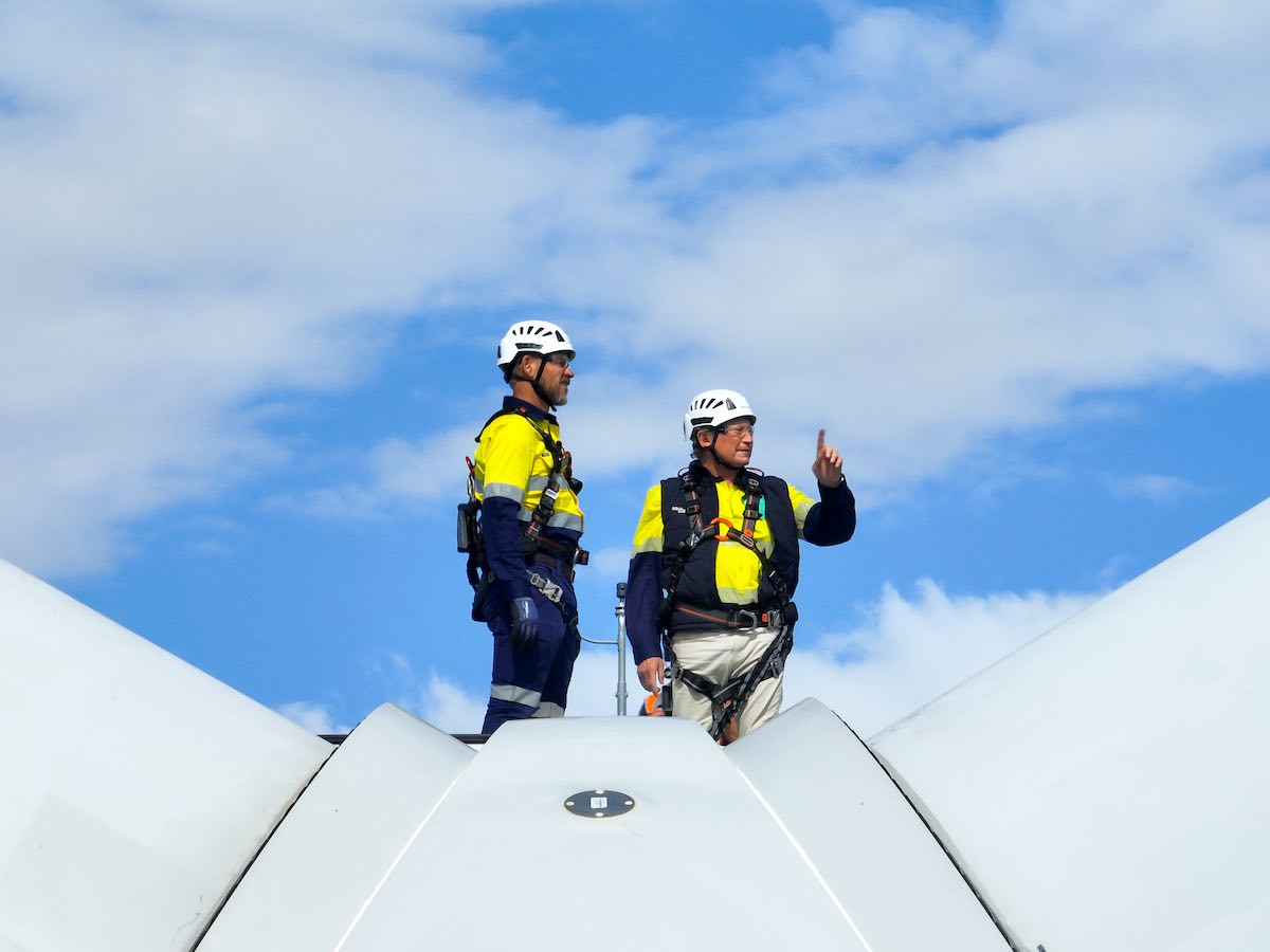 forrest willoughby bango wind turbine