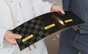 Swedish startup promises “massless” carbon fibre battery for wind blades, EVs and aircraft