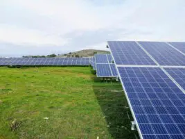 Contested NSW solar and battery project cleared for construction near ACT border