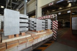 “Hot bricks” heat battery to electrify Rio Tinto aluminium refinery in world-first project