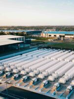 Renewables push fossil fuels to record lows, but costly coal and hydro keep prices high