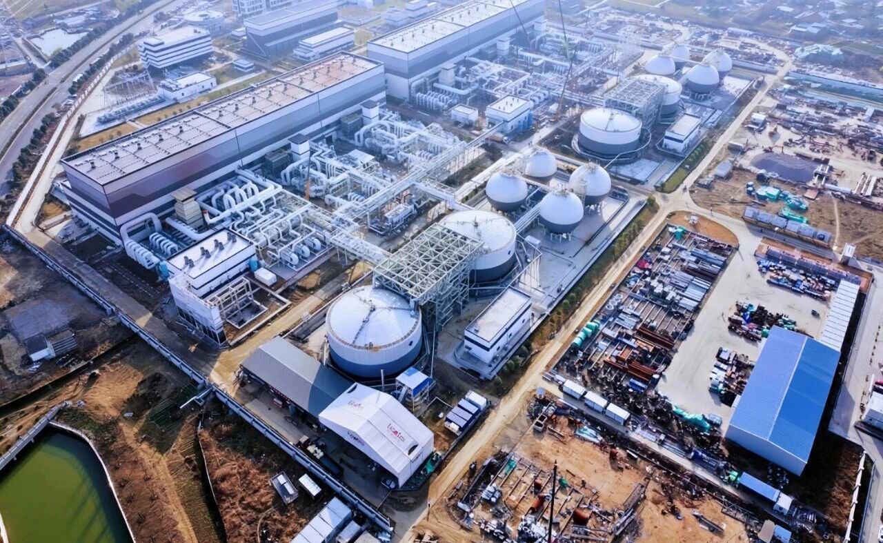 World’s largest compressed air energy storage facility goes online in China salt caverns