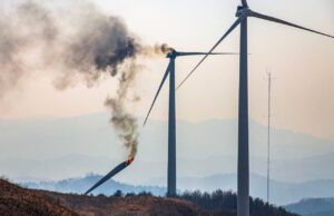 Fire at wind farm fire claims lives of workers inspecting turbine tower