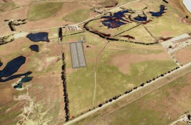 Australia Approves Two Giant Batteries: One Built Without Concrete, Assembled by Robots
