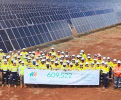 Workforce installs last of 609,522 panels at major new solar and battery project
