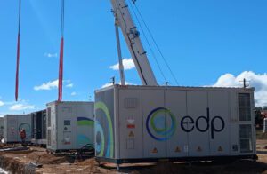 “Island-able” solar-battery microgrid wins funding to keep lights on in town at the end of the line