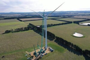 Wind giant unveils huge new hybrid proposal, with option for batteries to be plugged into turbines