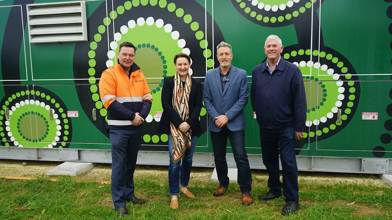 Australia’s biggest isolated grid to soak up suburban solar with 18 new community batteries