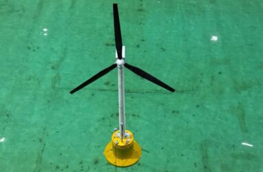 Australian researchers say new floating turbine design could cut costs by 40 pct, but only for small machines