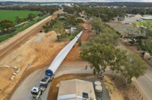 Bowen launches new wind and solar tender in state happy to write contracts to help replace coal